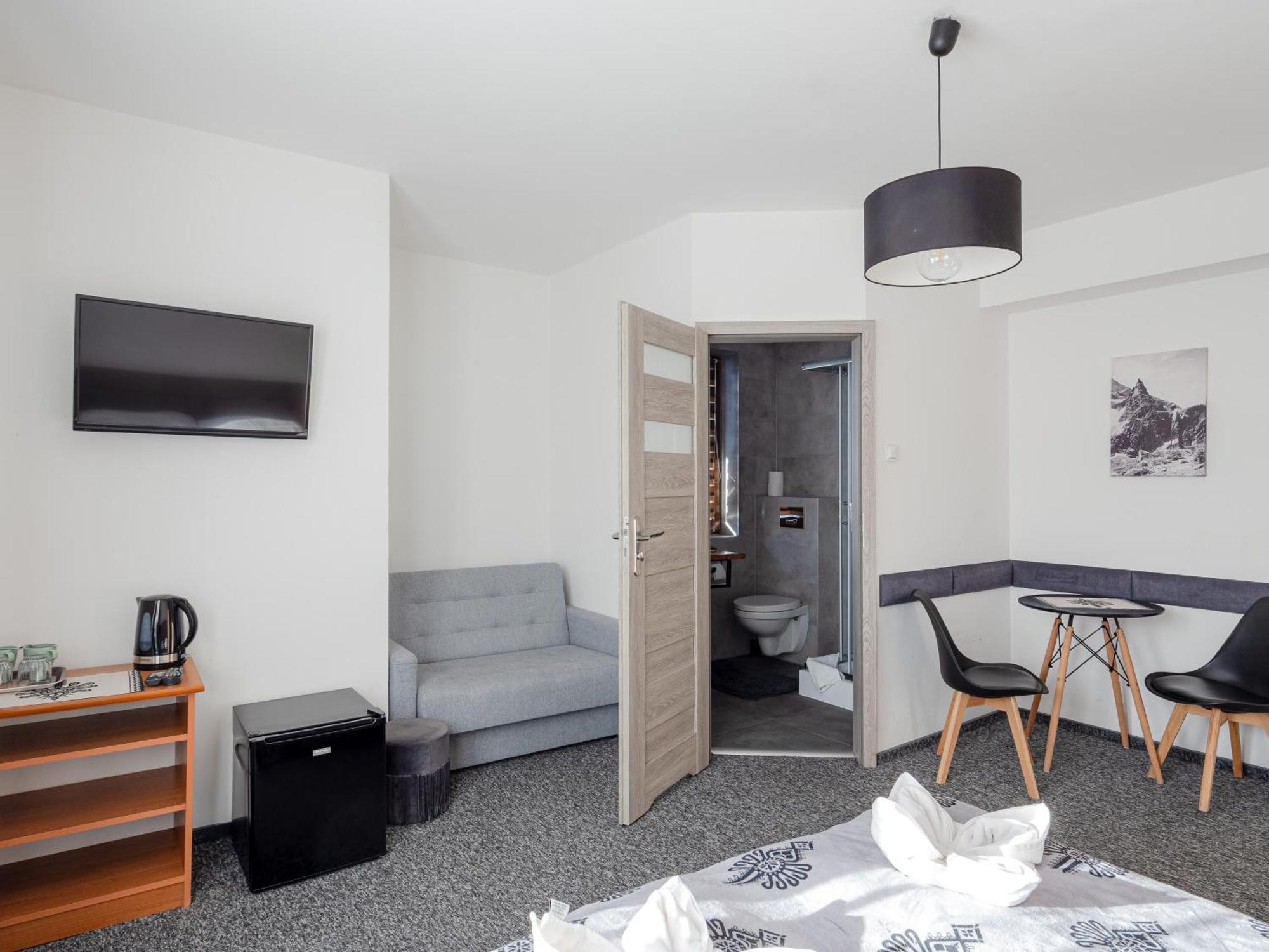 Villa 84 & Apartments Jacuzzi & Sauna Zakopane Zewnętrze zdjęcie